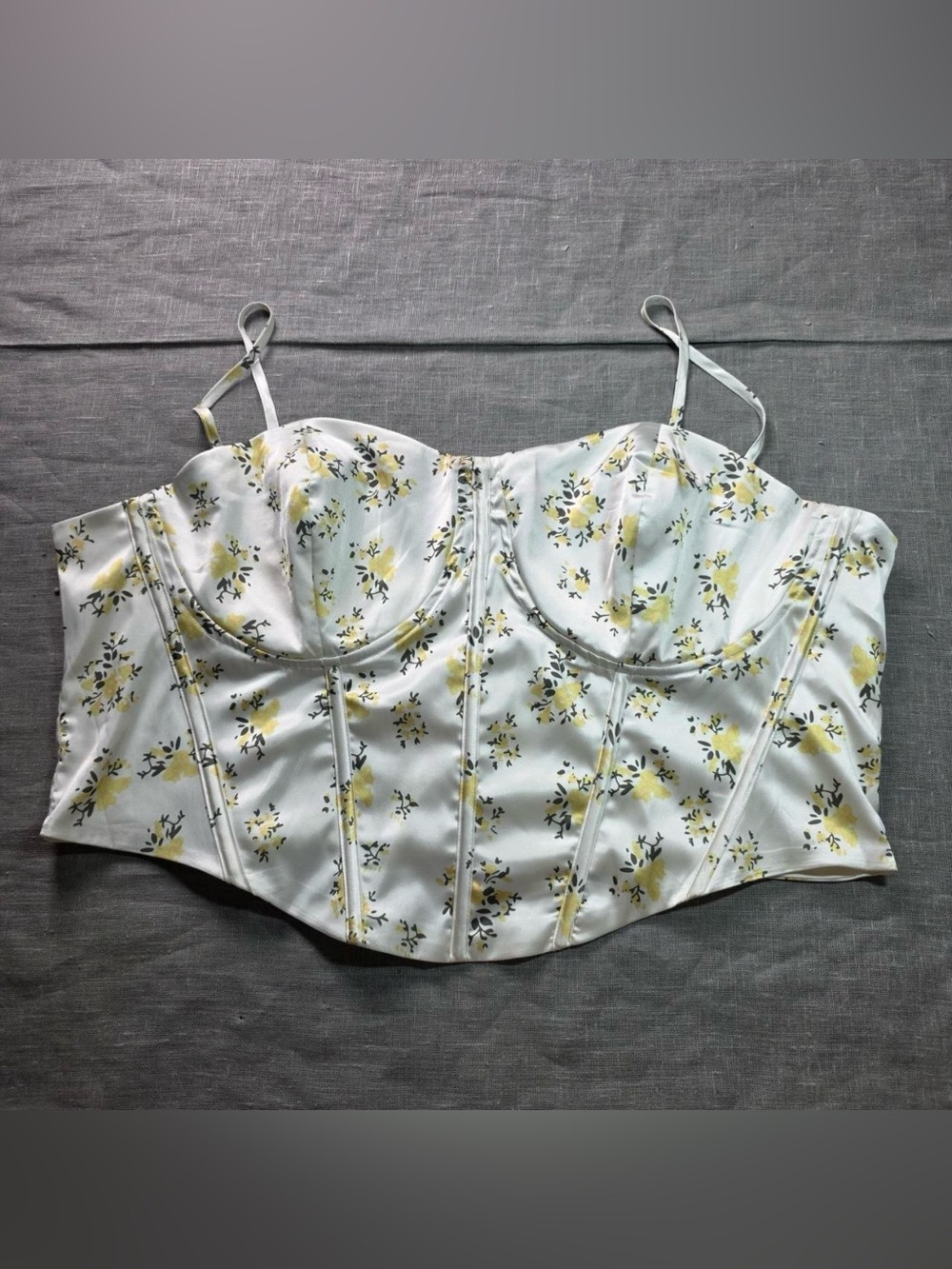 Fashion Nova Floral Corset Bustier Top Size 3XL White Yellow Satin Boning Camiso